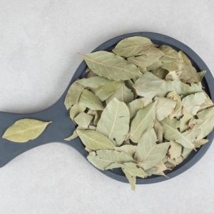 עלי דפנה (50 גרם)