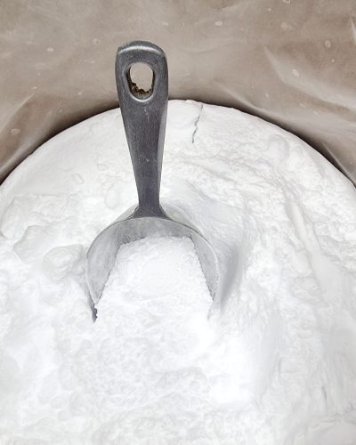 מניטול במשקל ממלכת האגוזים