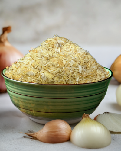 שבבי בצל רקע לבן